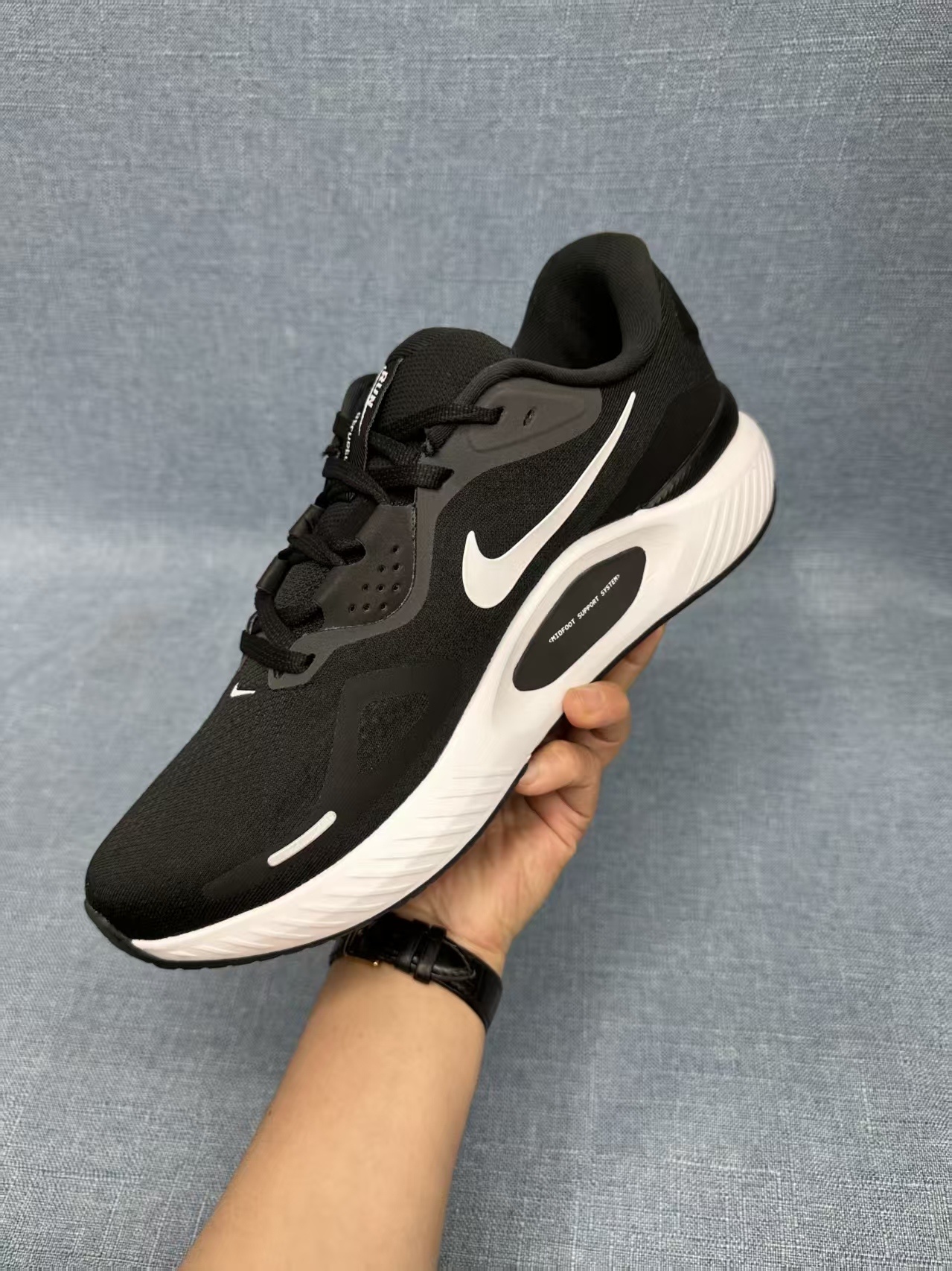 Nike Zoom Structure 26 Black And White
